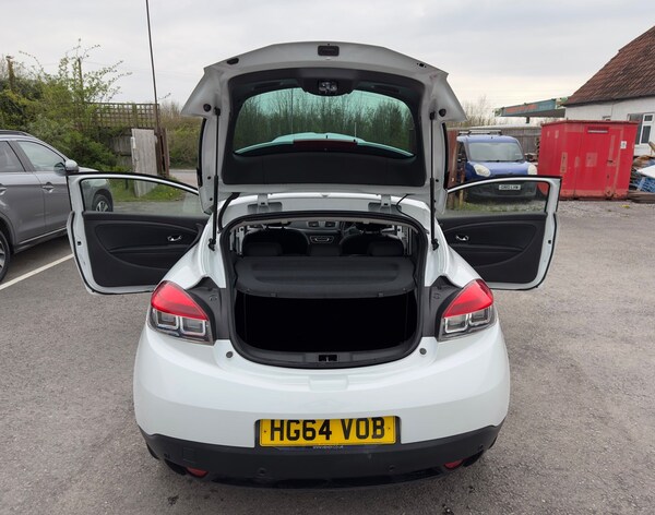 Used Renault Megane 2015 for sale - 72223184: Photo 35