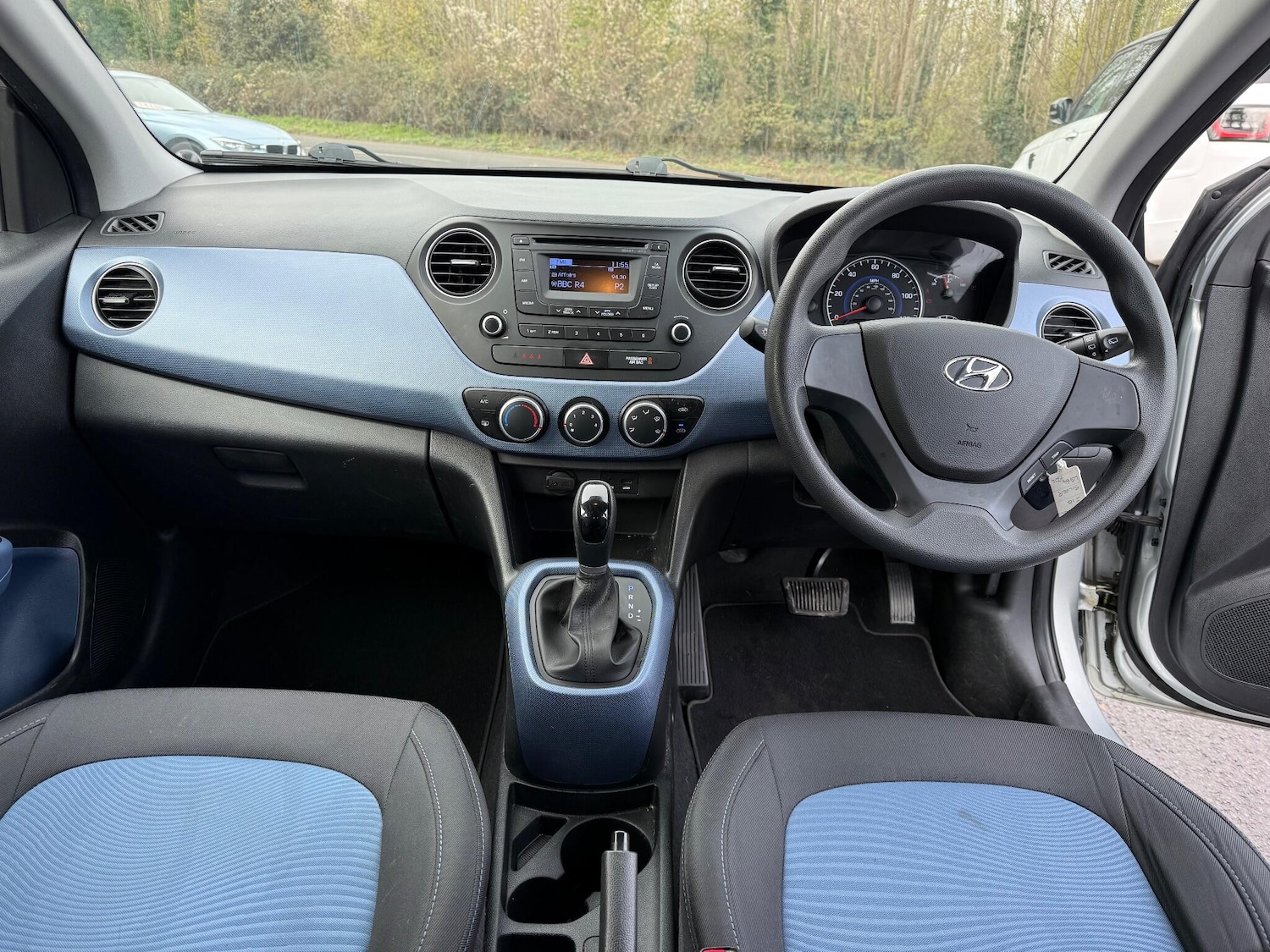 Used Hyundai i10 2014 for sale - 76990161: Photo 12