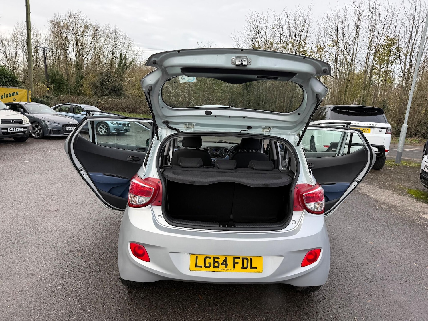 Used Hyundai i10 2014 for sale - 76990161: Photo 27