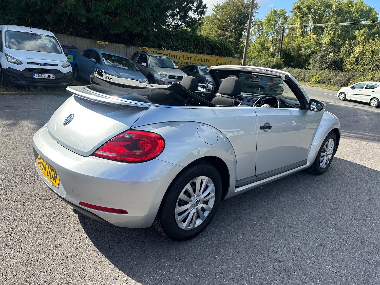 Used Volkswagen Beetle 2014 for sale - 76990220: Photo 6