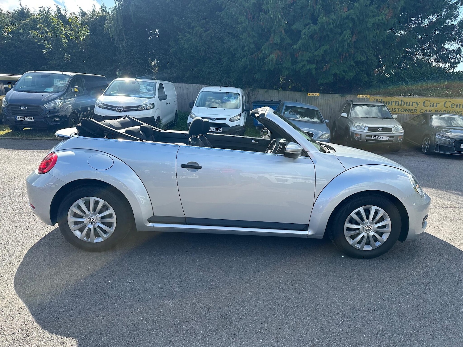 Used Volkswagen Beetle 2014 for sale - 76990220: Photo 7