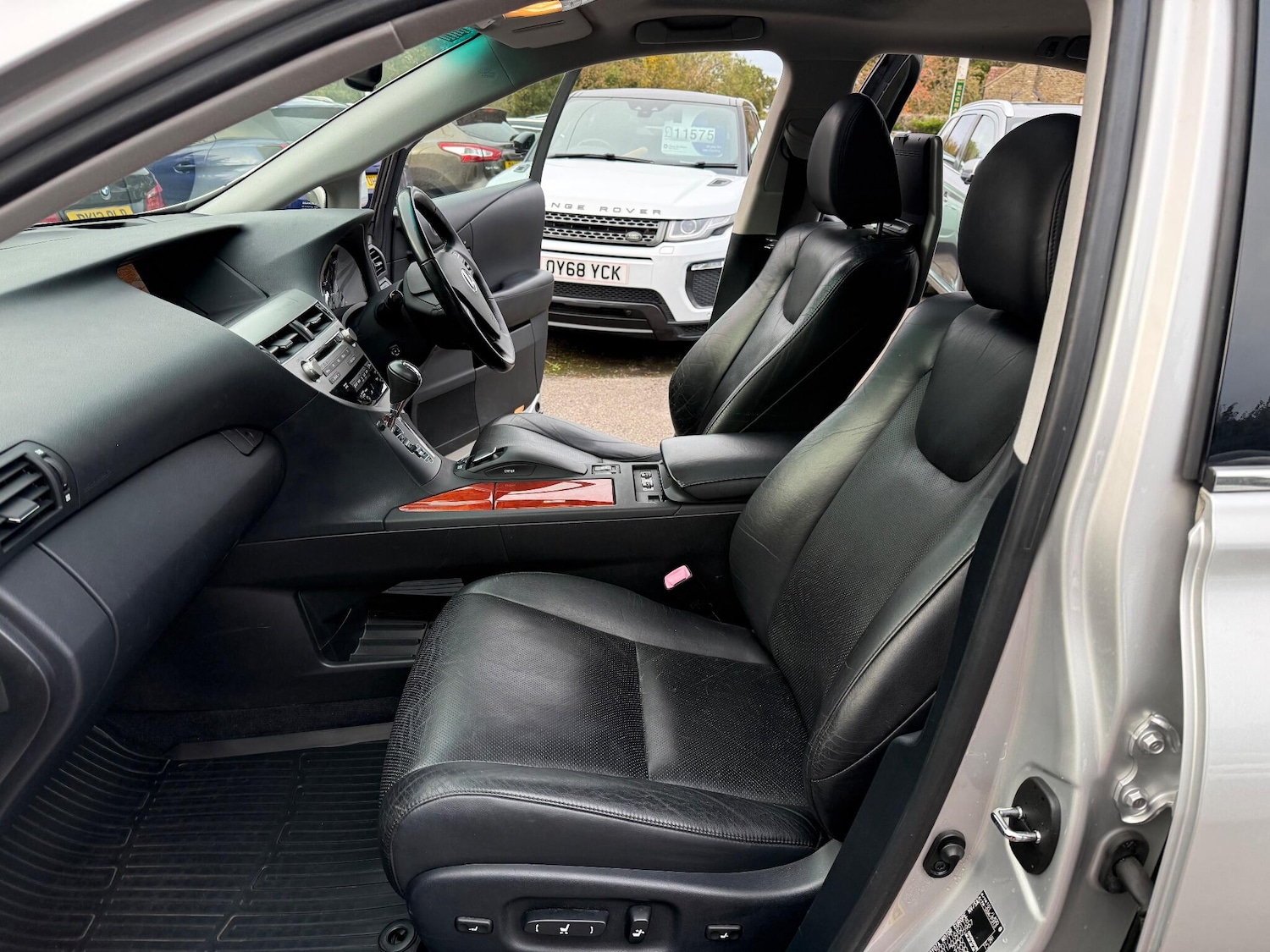 Used Lexus RX 2010 for sale - 76996024: Photo 26