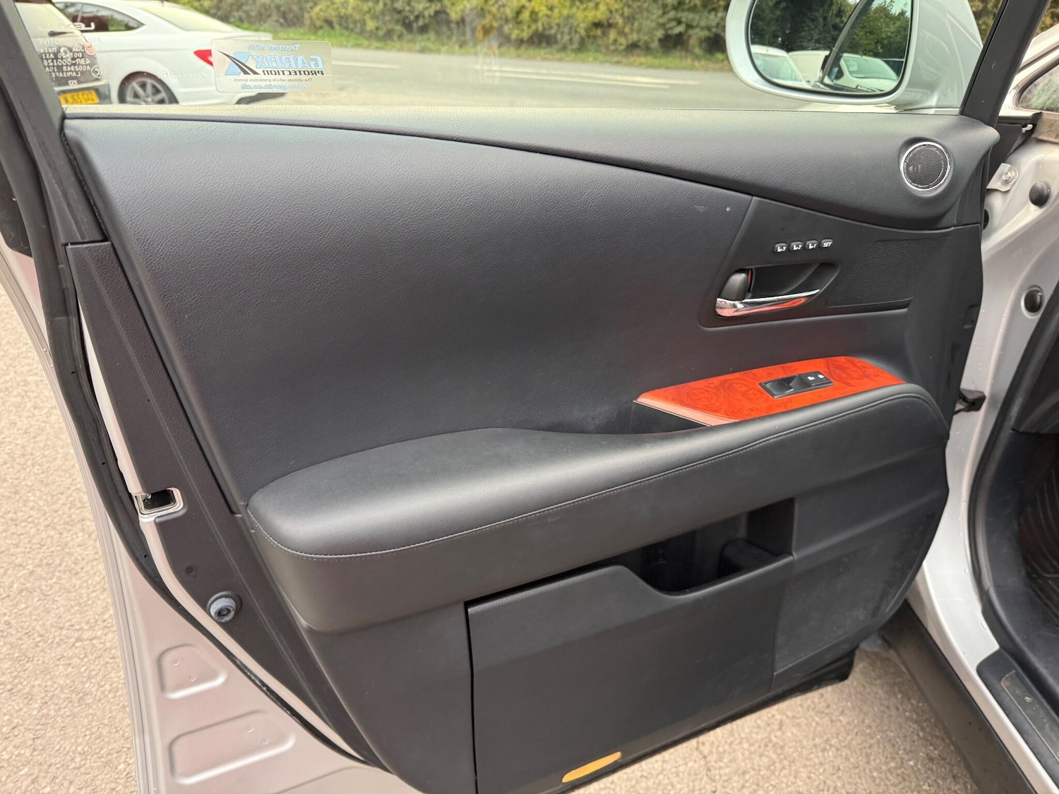 Used Lexus RX 2010 for sale - 76996024: Photo 28