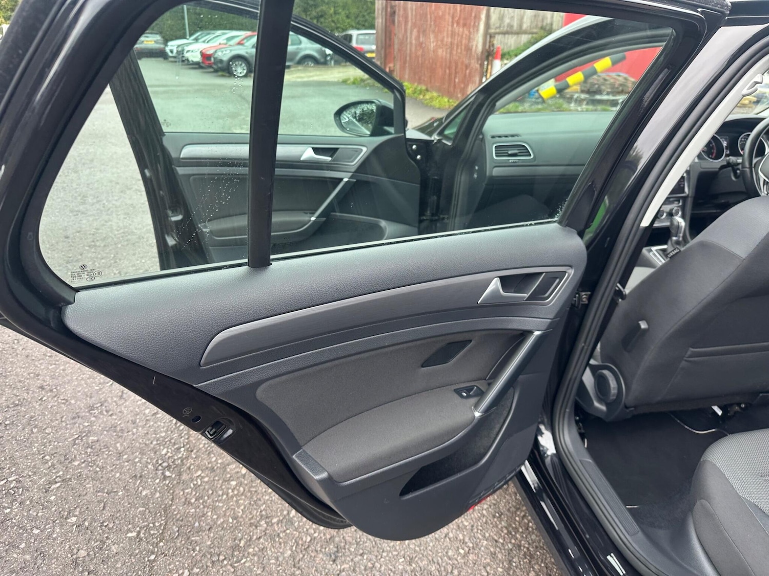 Used Volkswagen Golf 2018 for sale - 75990063: Photo 25