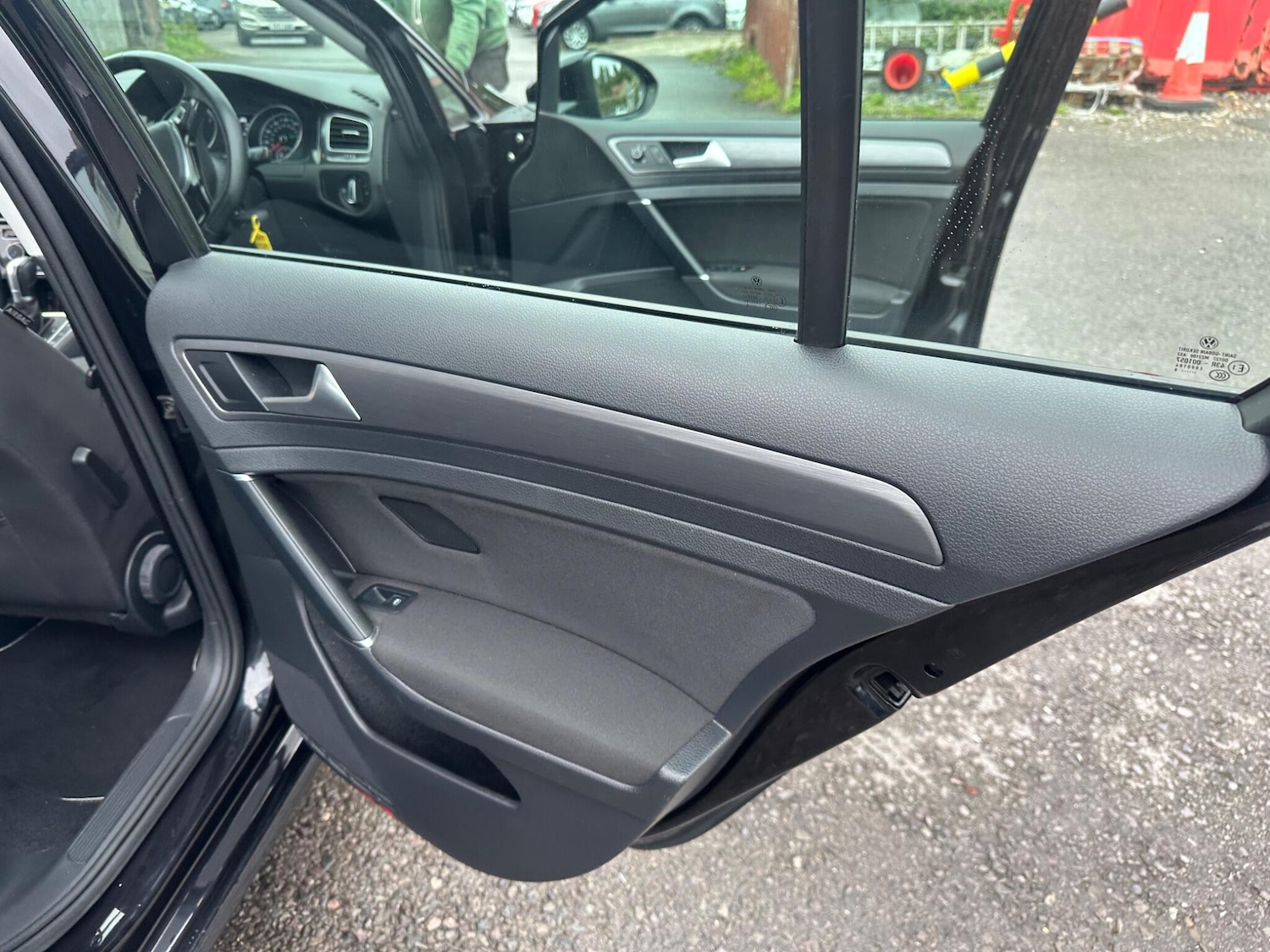 Used Volkswagen Golf 2018 for sale - 75990063: Photo 27