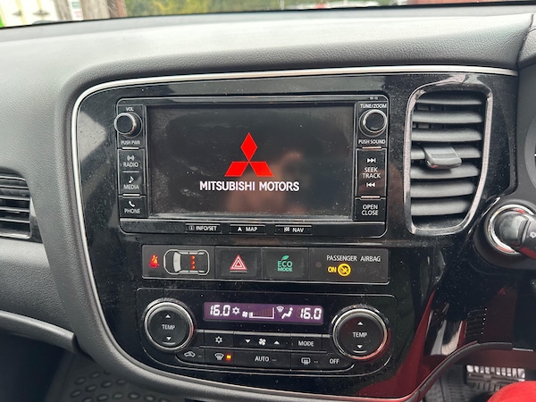Used Mitsubishi Outlander 2016 for sale - 76167380: Photo 10