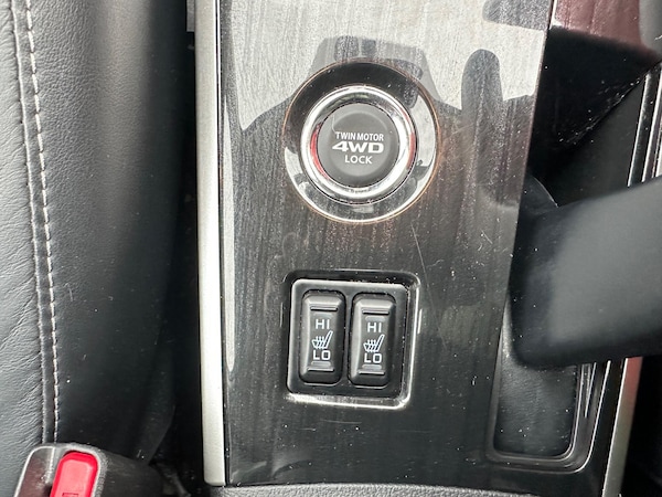 Used Mitsubishi Outlander 2016 for sale - 76167380: Photo 12