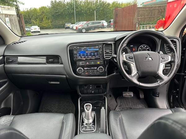 Used Mitsubishi Outlander 2016 for sale - 76167380: Photo 17