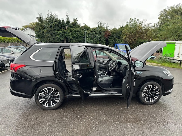 Used Mitsubishi Outlander 2016 for sale - 76167380: Photo 30
