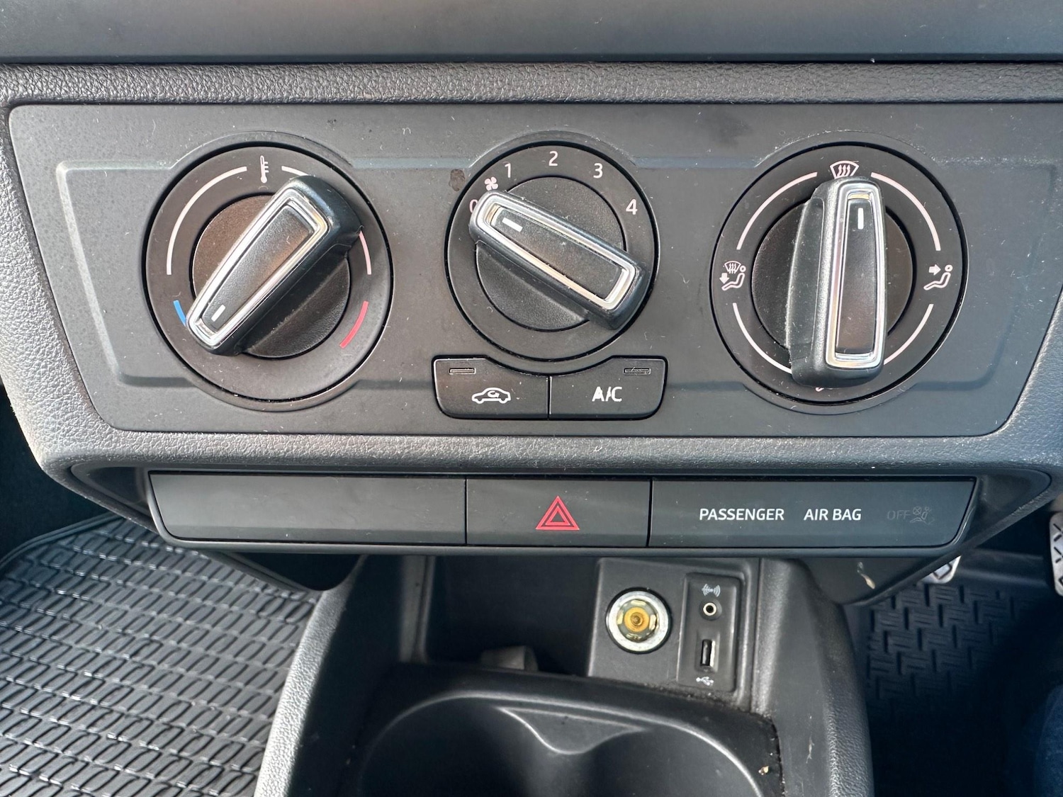 Used SEAT Ibiza 2016 for sale - 76990394: Photo 12