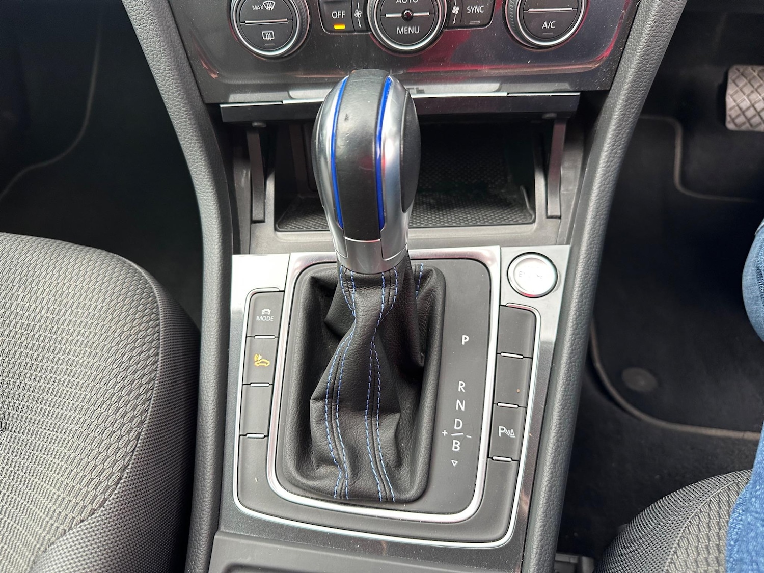 Used Volkswagen Golf 2019 for sale - 76539178: Photo 14