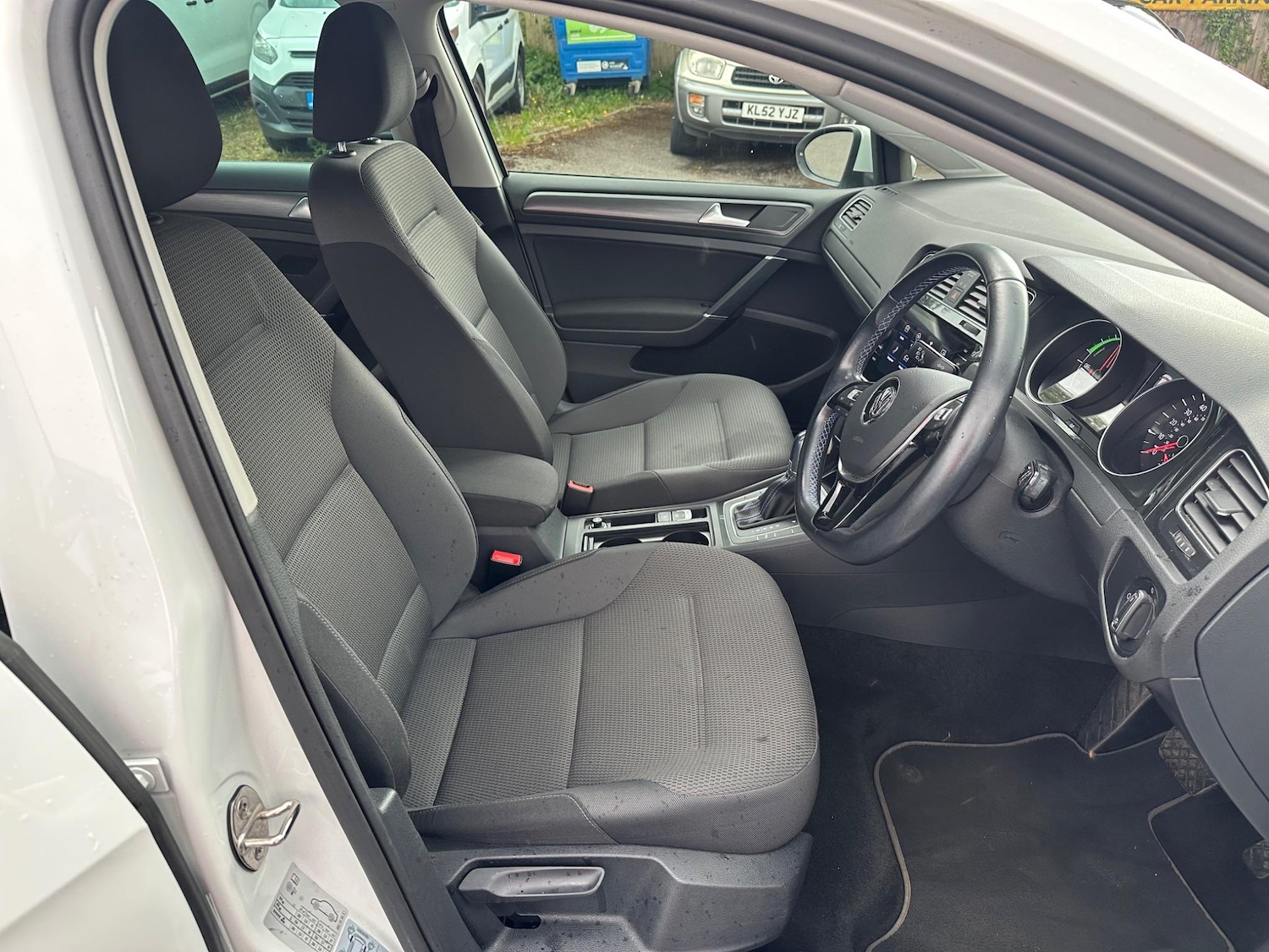 Used Volkswagen Golf 2019 for sale - 76539178: Photo 23