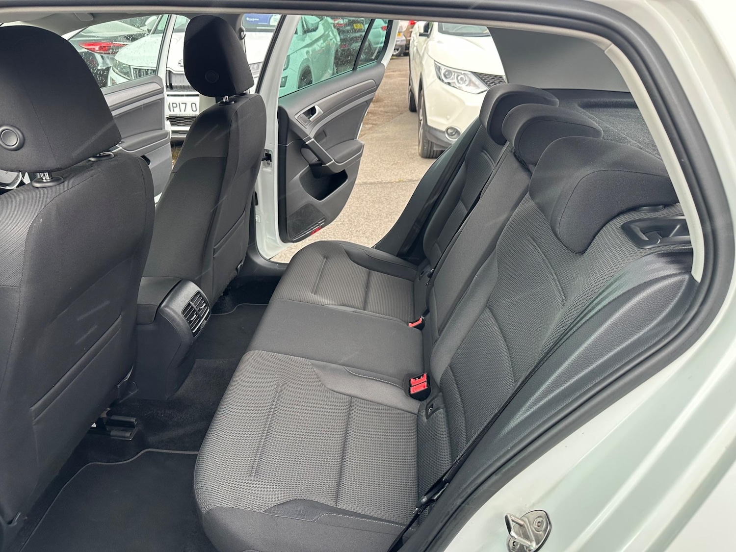 Used Volkswagen Golf 2019 for sale - 76539178: Photo 31