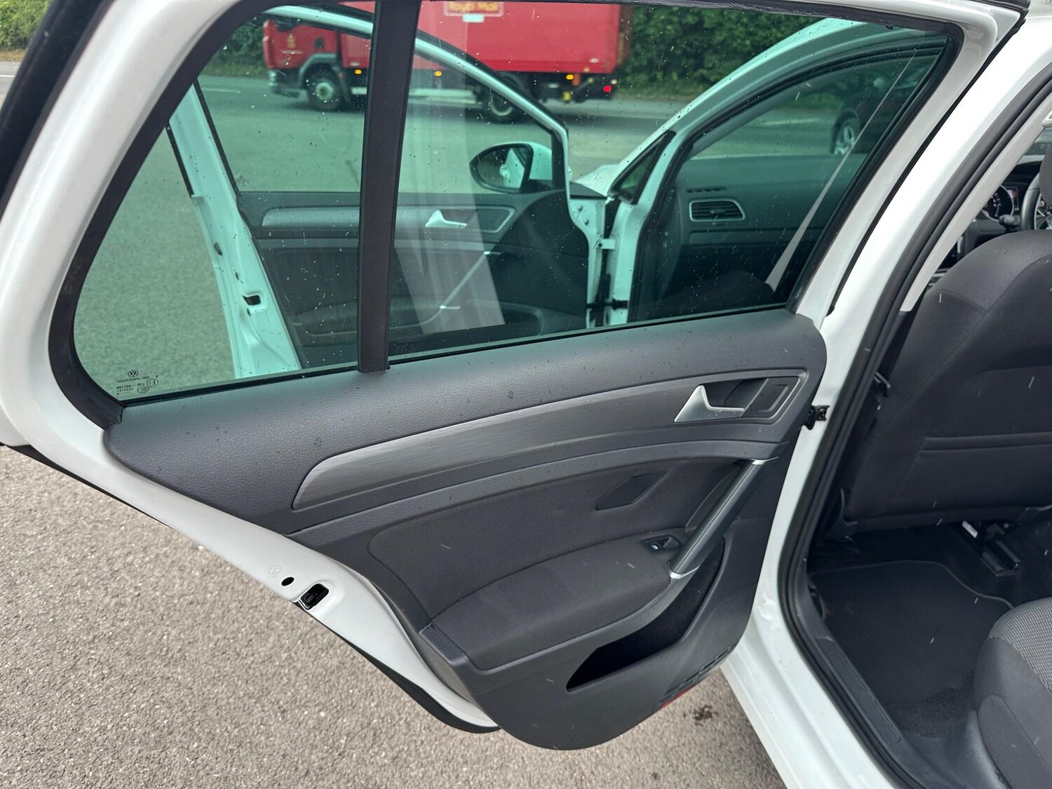 Used Volkswagen Golf 2019 for sale - 76539178: Photo 32