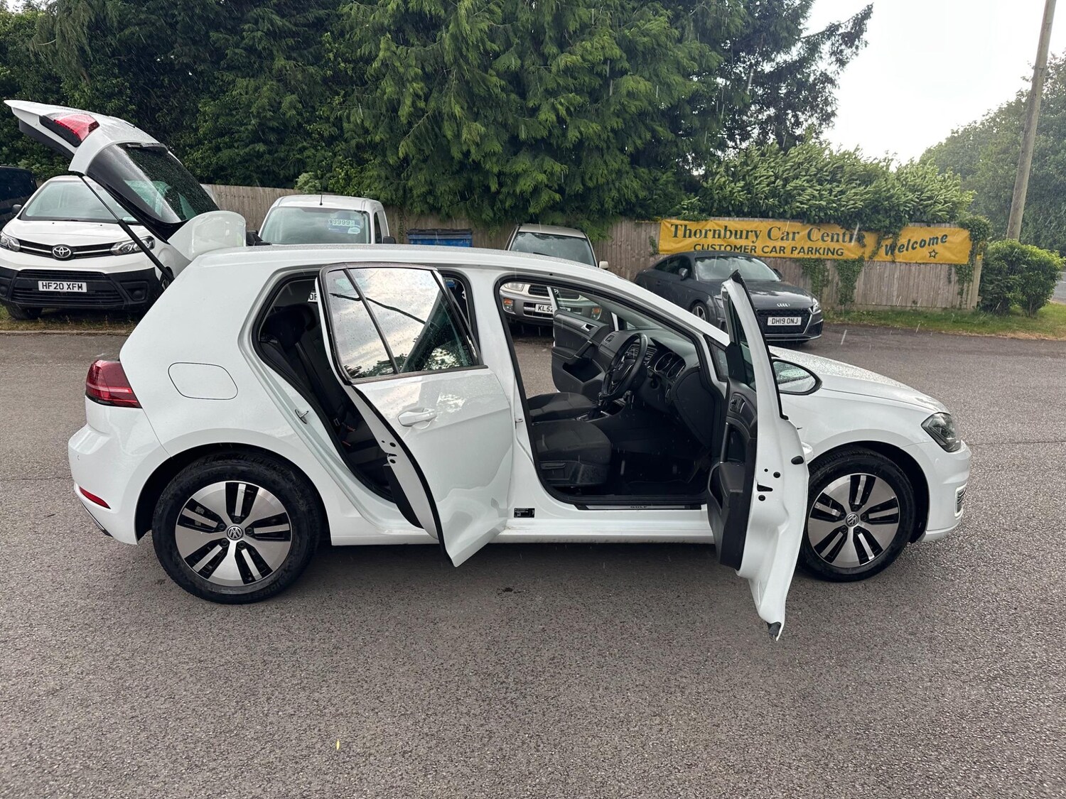 Used Volkswagen Golf 2019 for sale - 76539178: Photo 36