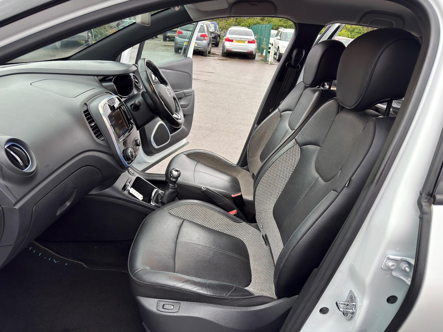 Used Renault Captur 2017 for sale - 76550010: Photo 18