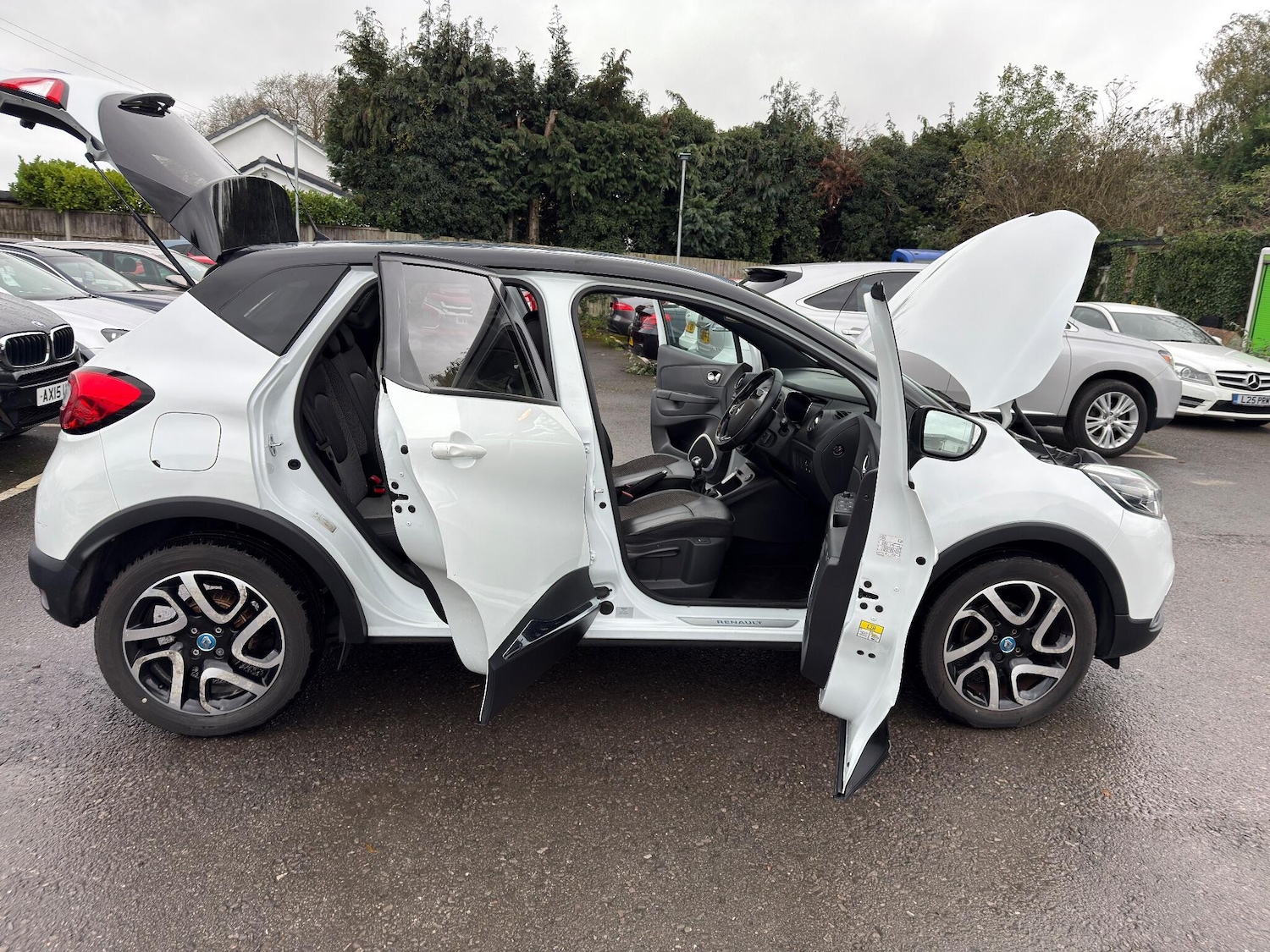 Used Renault Captur 2017 for sale - 76550010: Photo 31