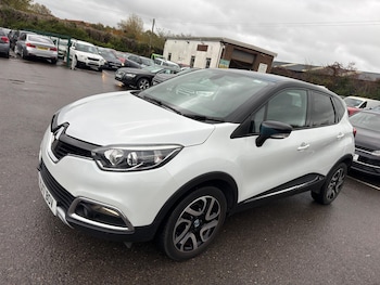 Used Renault Captur 2017 for sale - 76550010: Photo