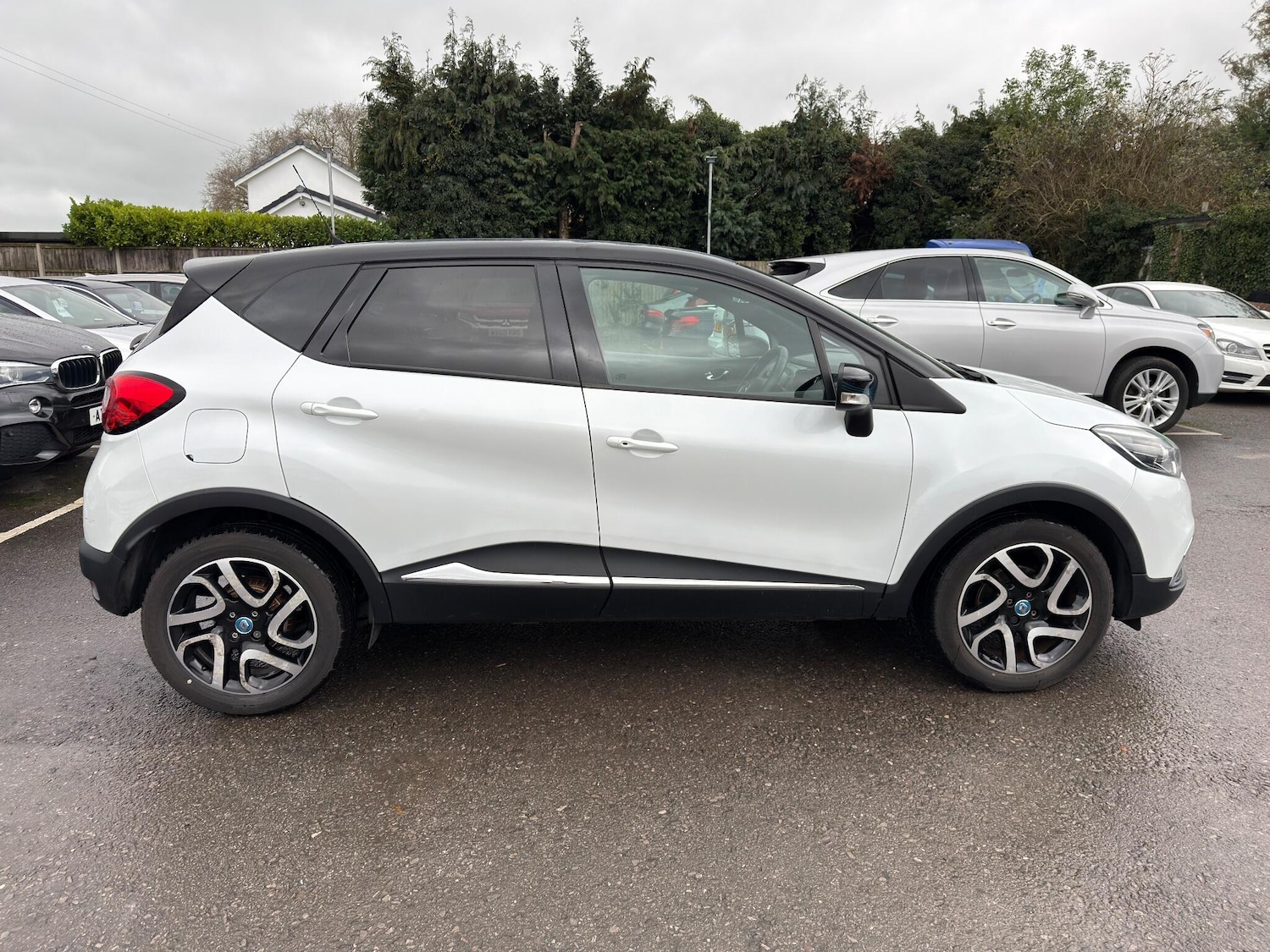 Used Renault Captur 2017 for sale - 76550010: Photo 8