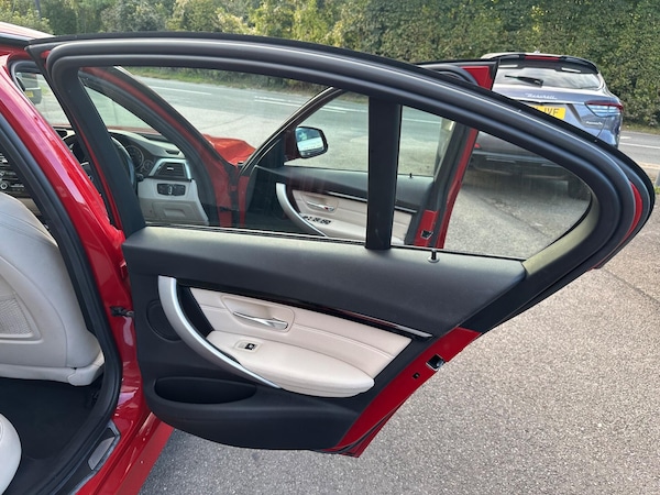 Used BMW 3 Series 2016 for sale - 76121845: Photo 31