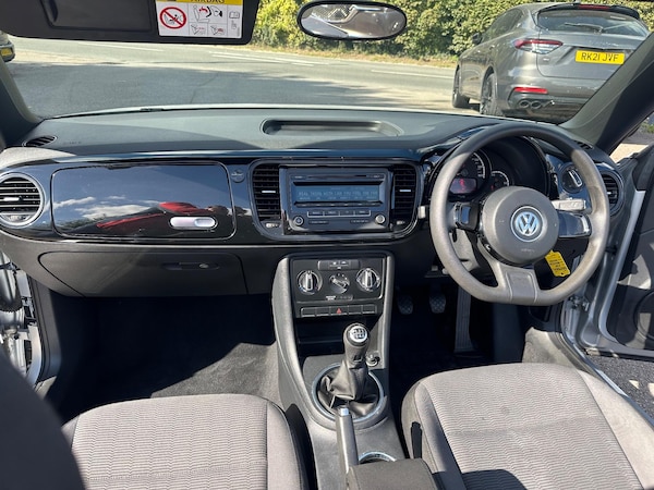 Used Volkswagen Beetle 2014 for sale - 76122276: Photo 10
