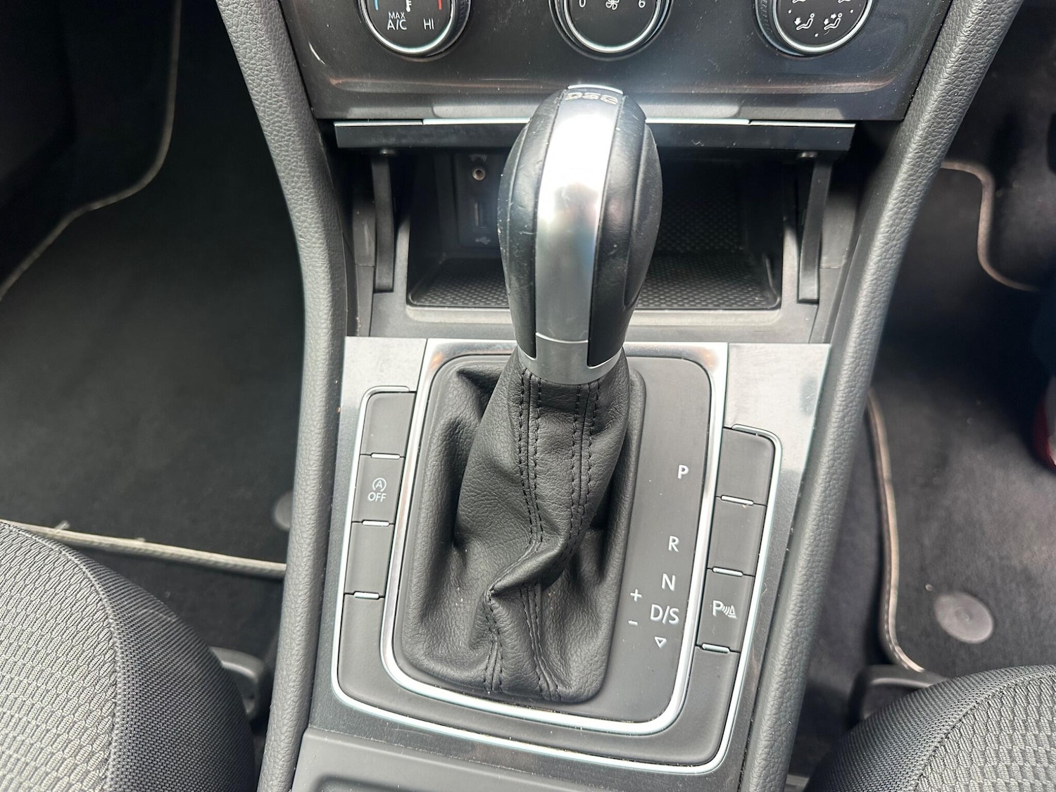 Used Volkswagen Golf 2018 for sale - 76988172: Photo 12