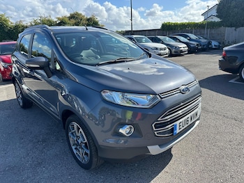 2016 (16) - 1.0 EcoBoost Titanium 5dr
