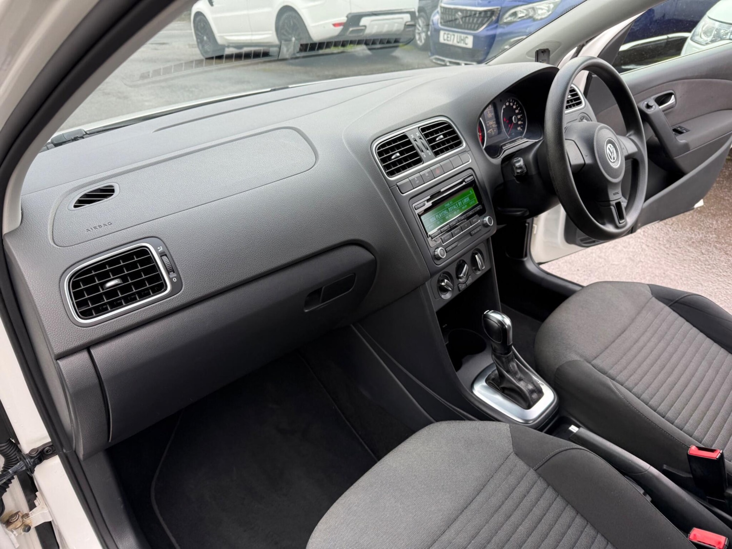 Used Volkswagen Polo 2014 for sale - 77479031: Photo 13