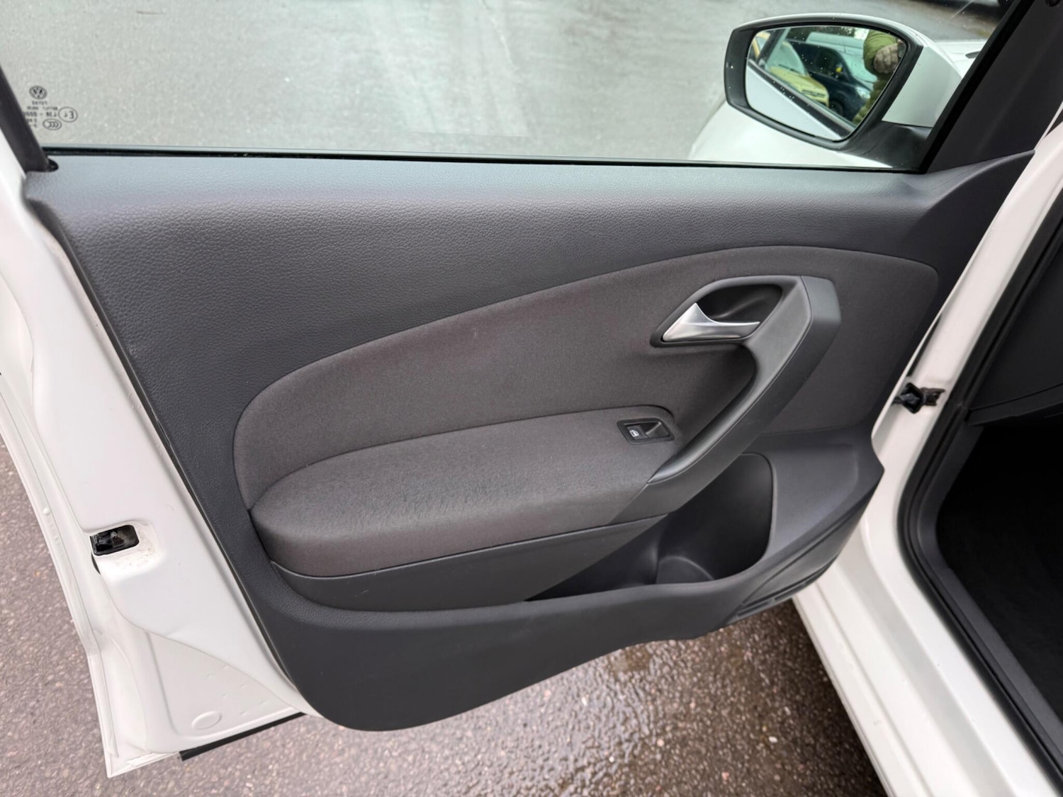 Used Volkswagen Polo 2014 for sale - 77479031: Photo 16