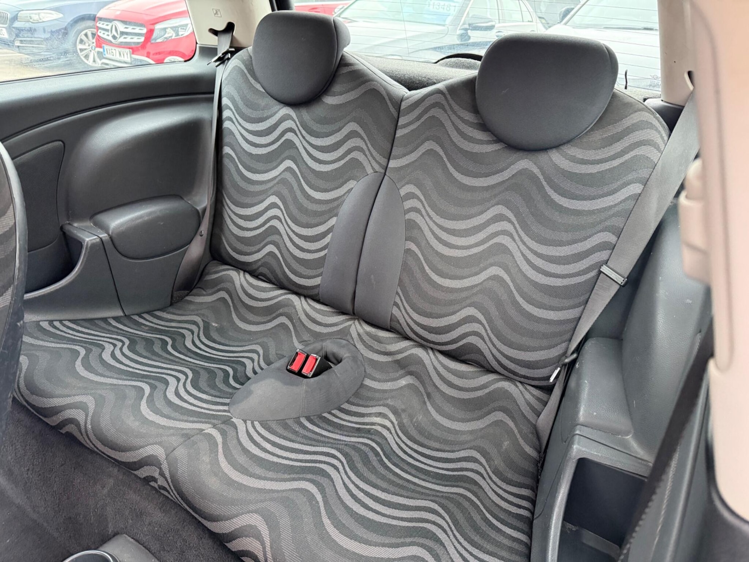 Used MINI Hatch 2003 for sale - 77585784: Photo 12