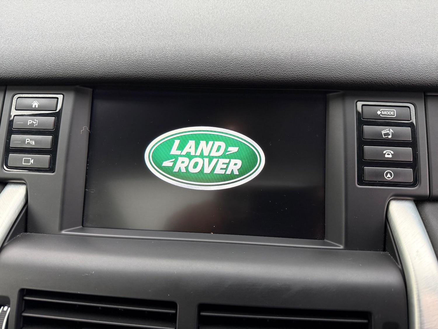 Used Land Rover Discovery Sport 2018 for sale - 76409385: Photo 10