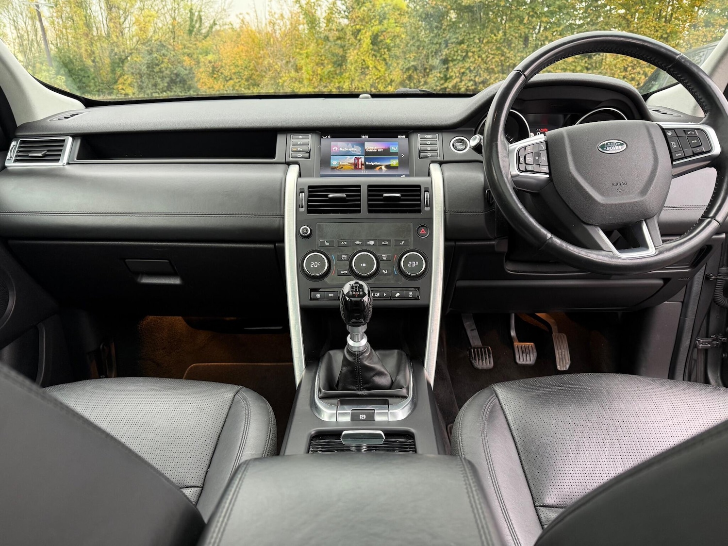 Used Land Rover Discovery Sport 2018 for sale - 76409385: Photo 16