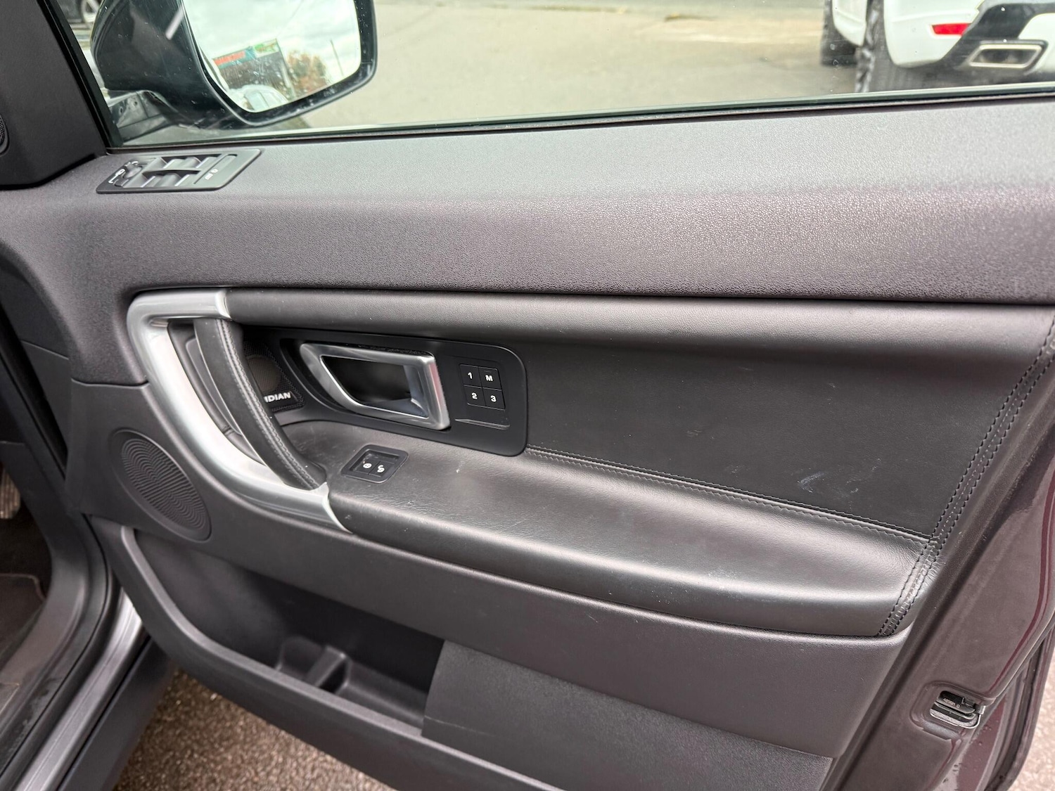 Used Land Rover Discovery Sport 2018 for sale - 76409385: Photo 34