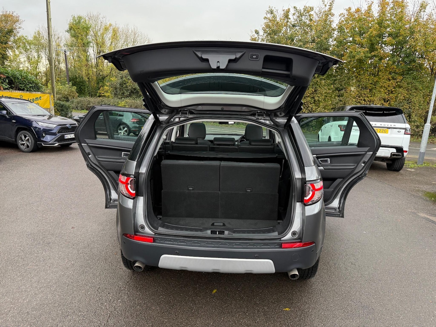 Used Land Rover Discovery Sport 2018 for sale - 76409385: Photo 38