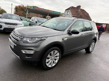 Used Land Rover Discovery Sport 2018 for sale - 76409385: Photo