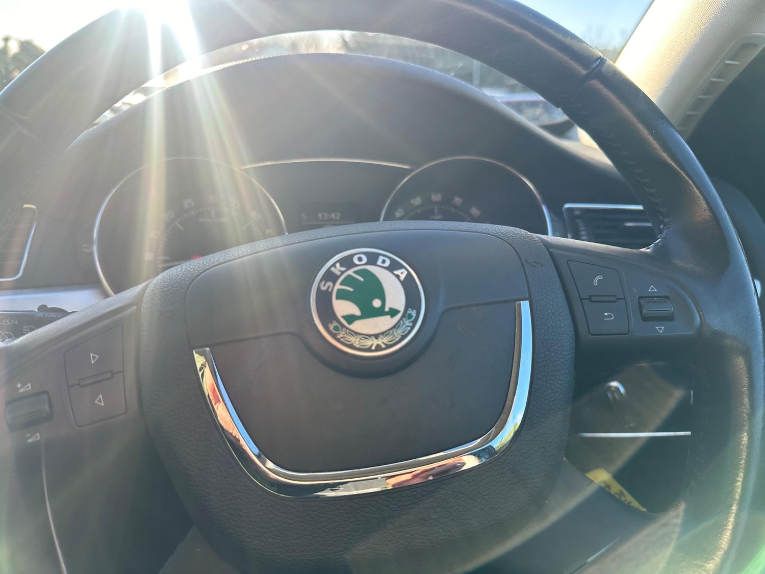 Used Skoda Superb 2013 for sale - 76993824: Photo 14