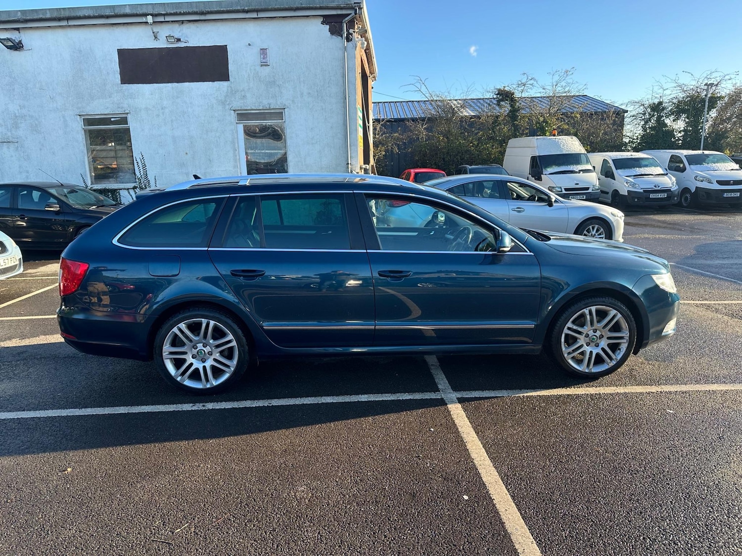 Used Skoda Superb 2013 for sale - 76993824: Photo 8