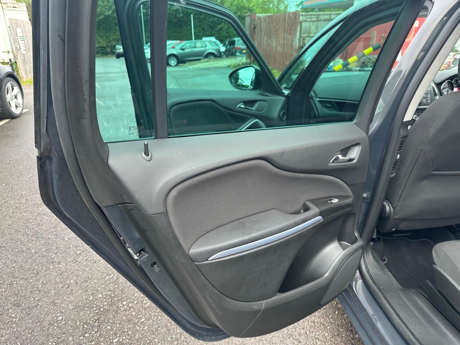 Vehicle 25