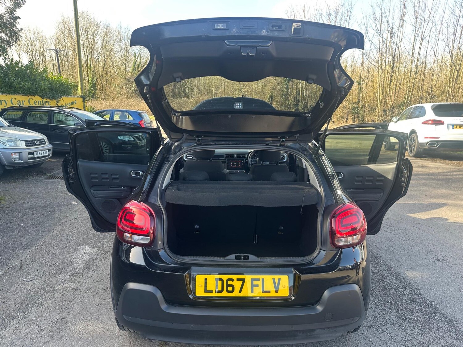 Vehicle 29
