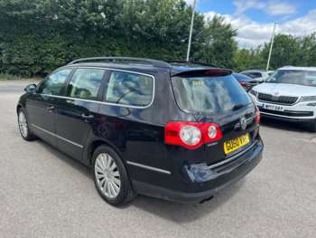 Used Volkswagen Passat 2010 for sale - 75041095: Photo
