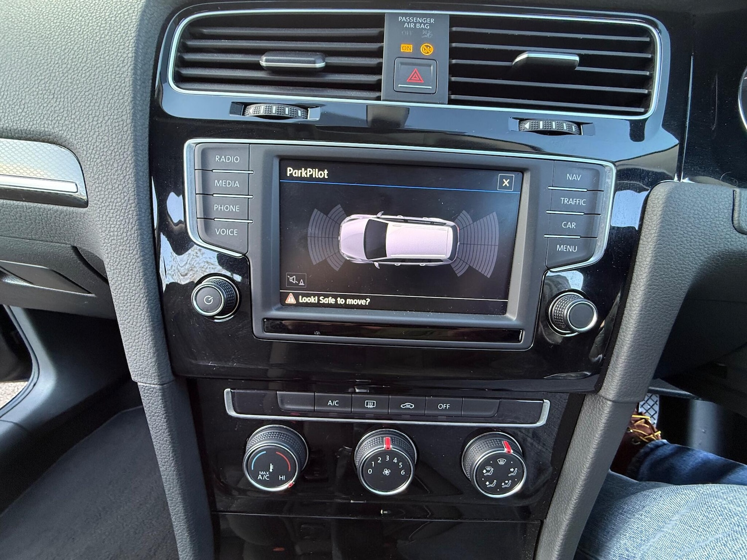 Used Volkswagen Golf 2016 for sale - 76781748: Photo 11