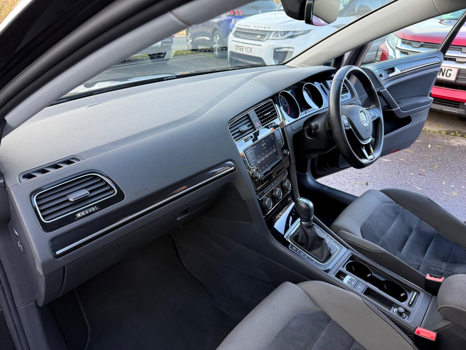 Used Volkswagen Golf 2016 for sale - 76781748: Photo 18