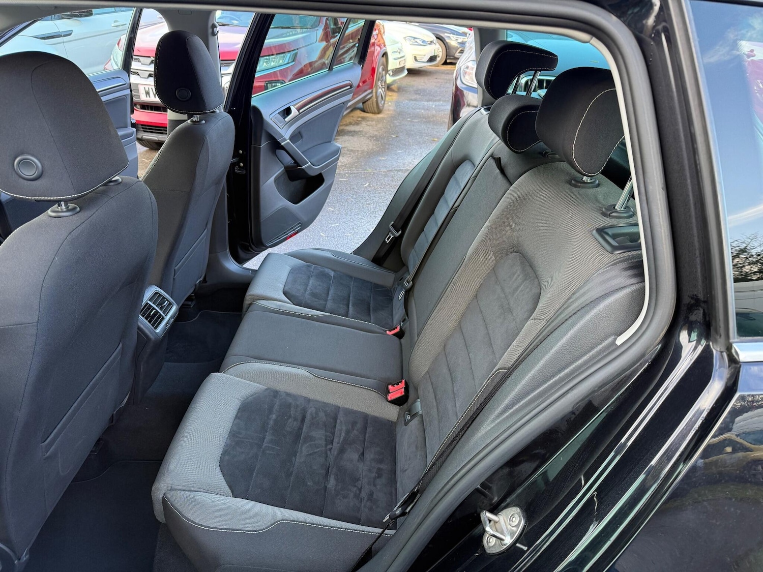 Used Volkswagen Golf 2016 for sale - 76781748: Photo 23