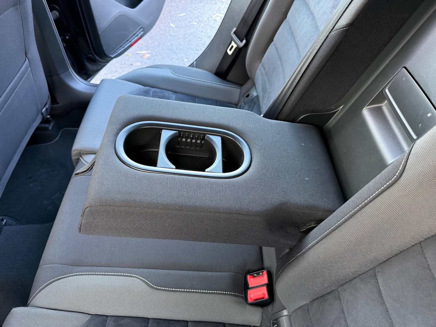 Used Volkswagen Golf 2016 for sale - 76781748: Photo 24