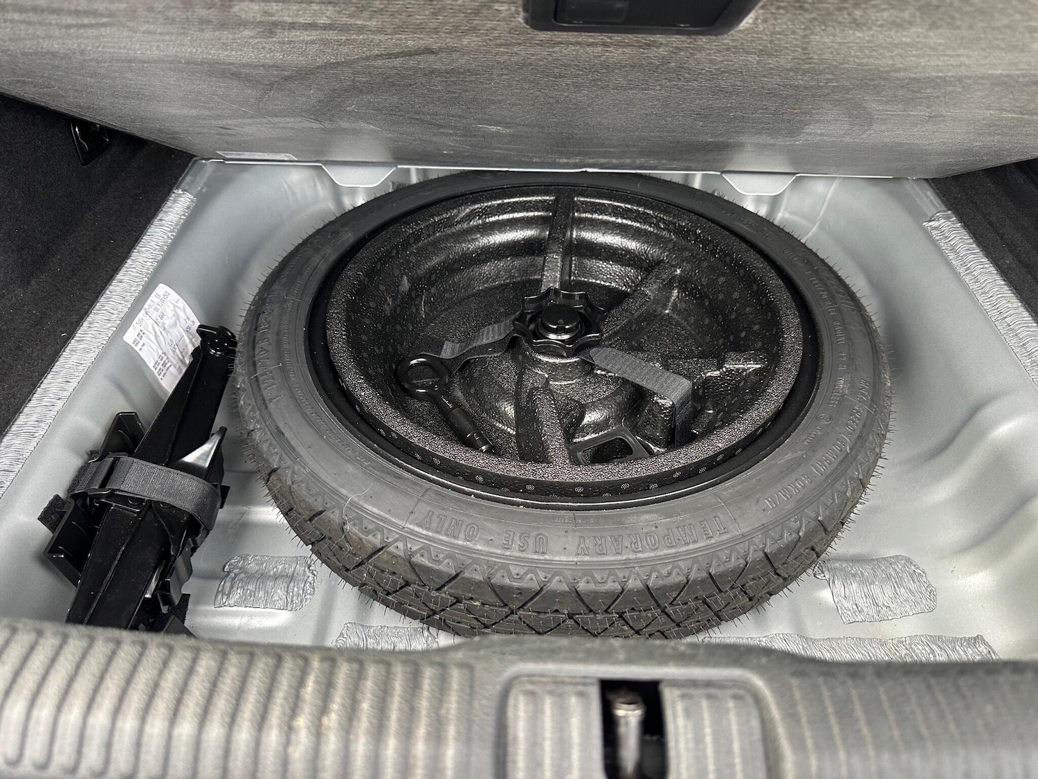 Used Audi A3 Cabriolet 2014 for sale - 76926580: Photo 31