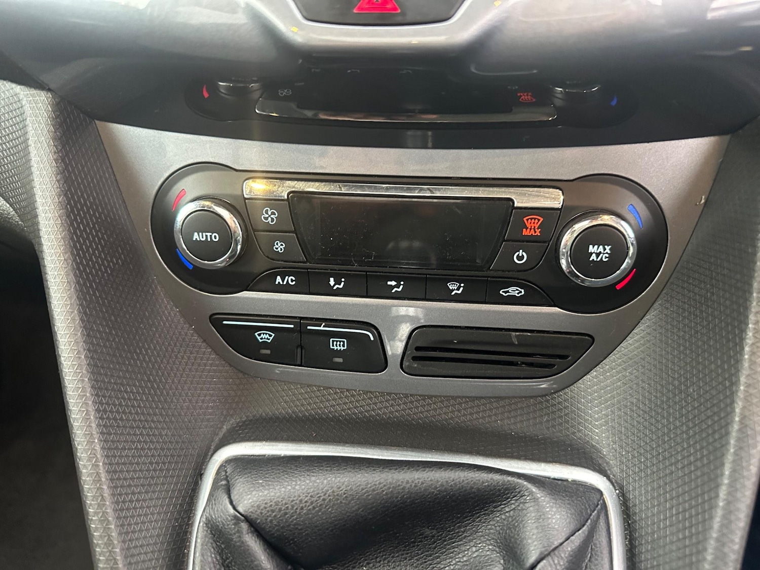 Used Ford Grand Tourneo Connect 2014 for sale - 77017168: Photo 11