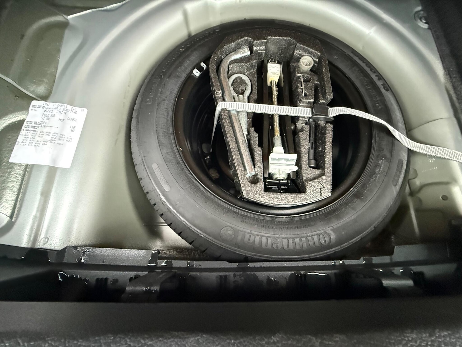 Used Volkswagen Polo 2011 for sale - 76990092: Photo 25