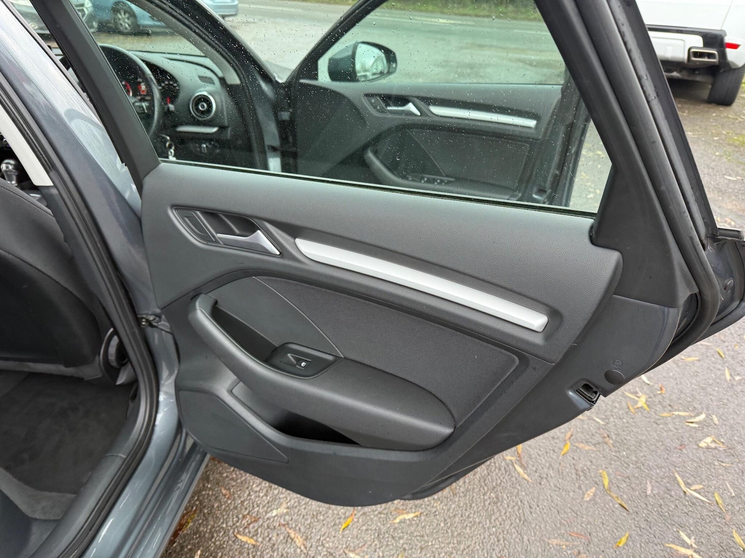 Used Audi A3 2015 for sale - 76912984: Photo 24