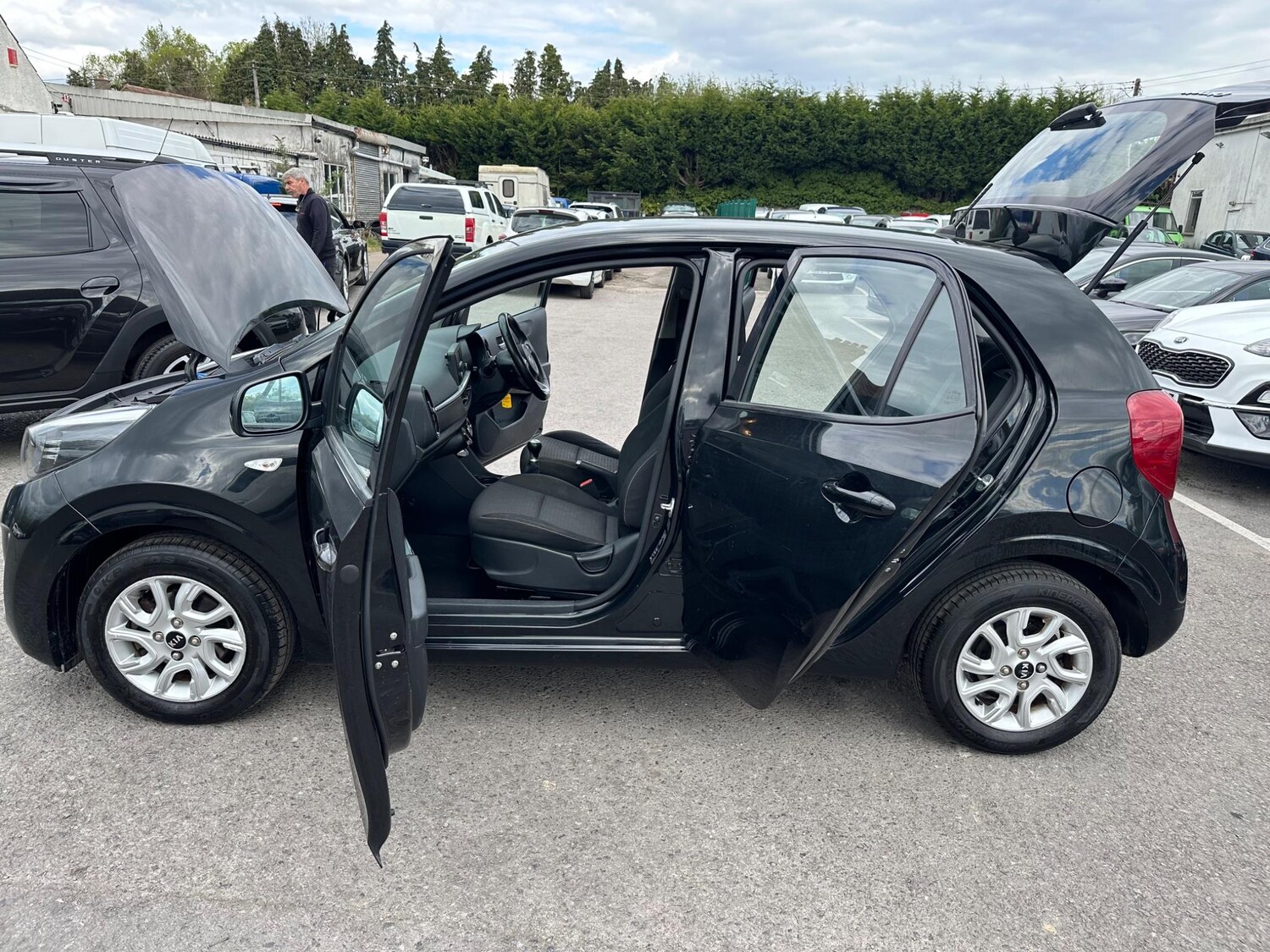 Vehicle 29