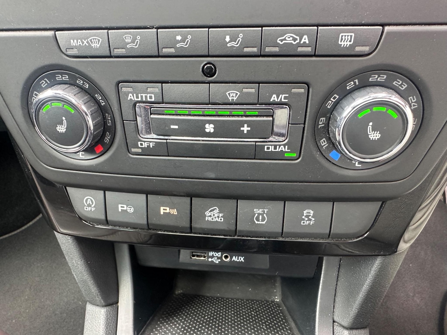 Used Skoda Yeti 2016 for sale - 76200905: Photo 14